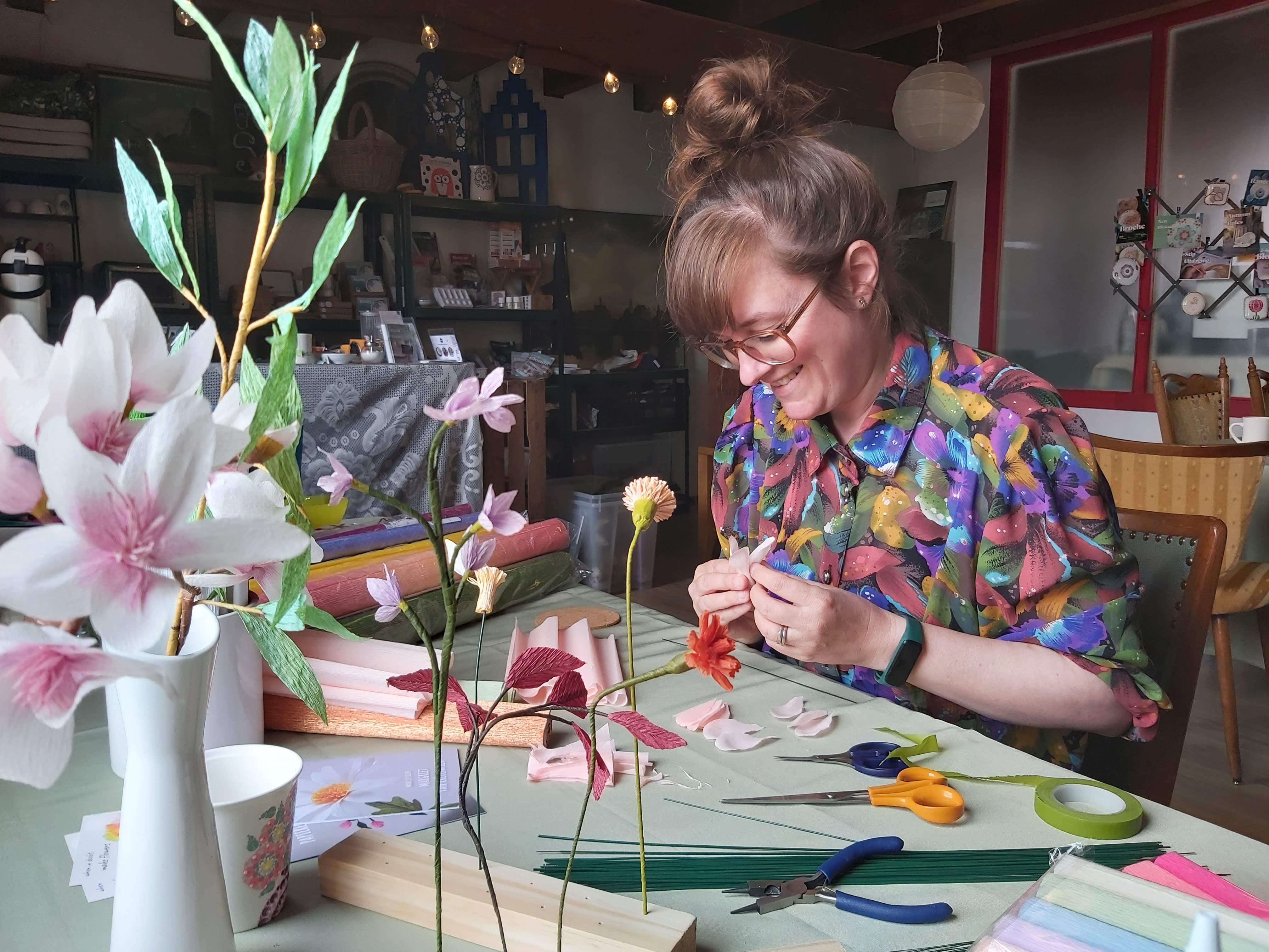 Papieren bloemen maken — foto 5