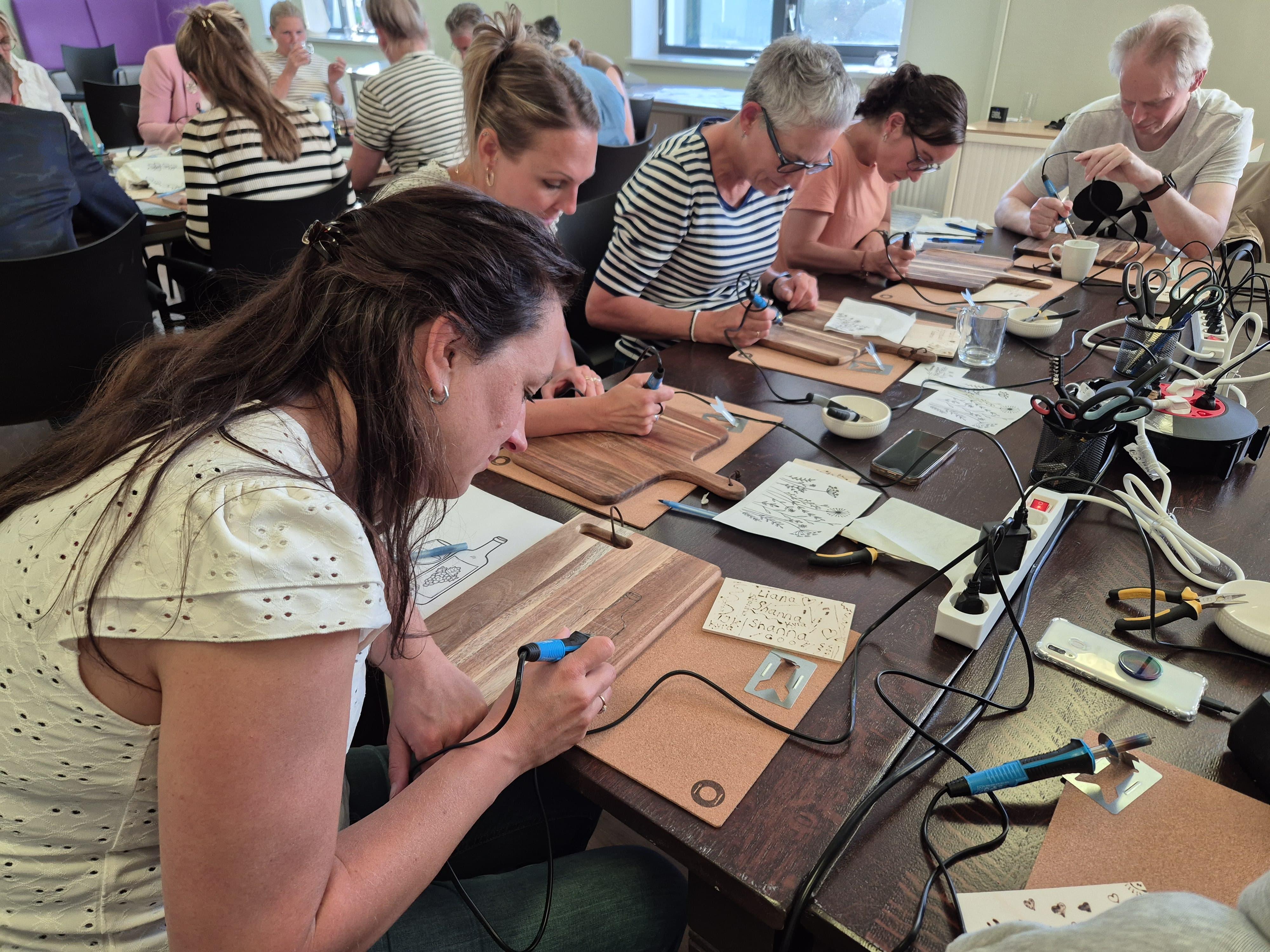 Workshop houtbranden op locatie — foto 3