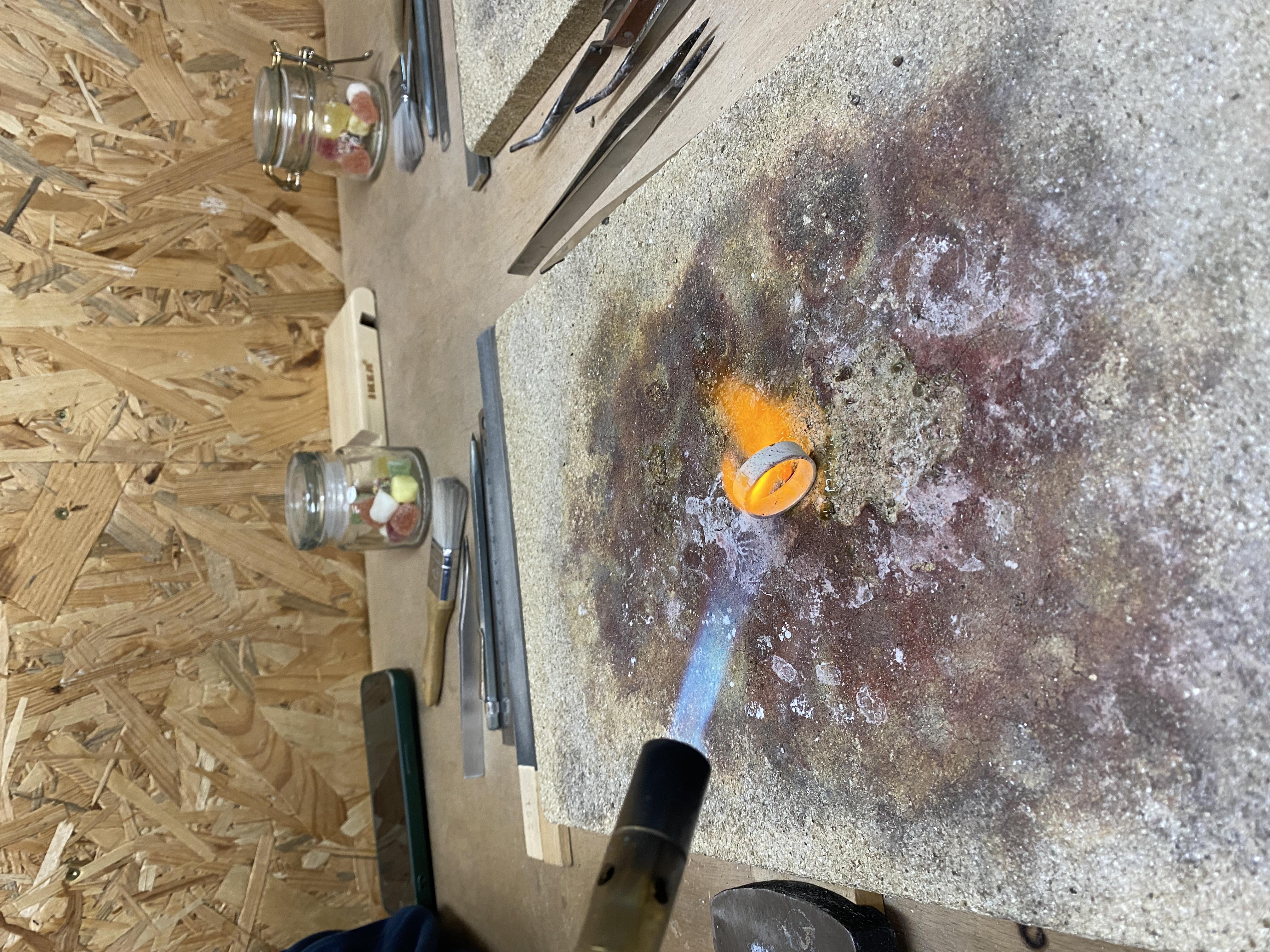 Workshop ring maken, hanger maken — foto 5