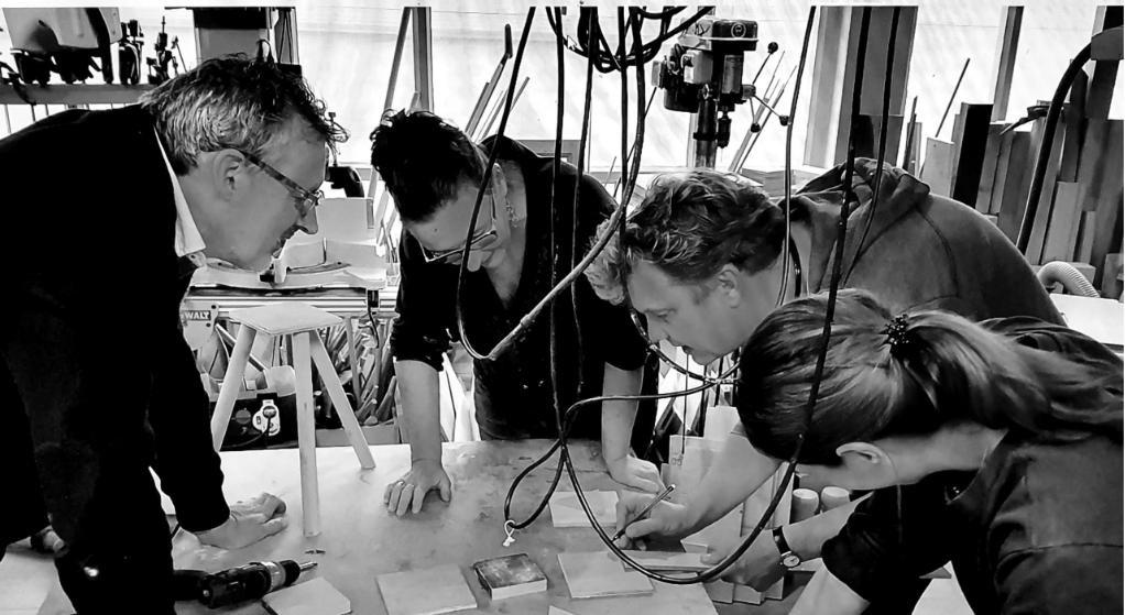 Houtweek: meubelmaken 1 t/m 8 — foto 1