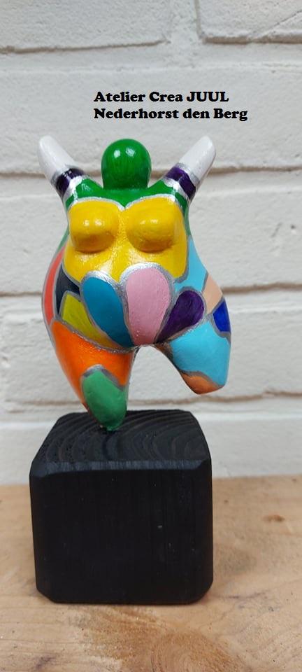 Dikke dame beeldje beschilderen — foto 4