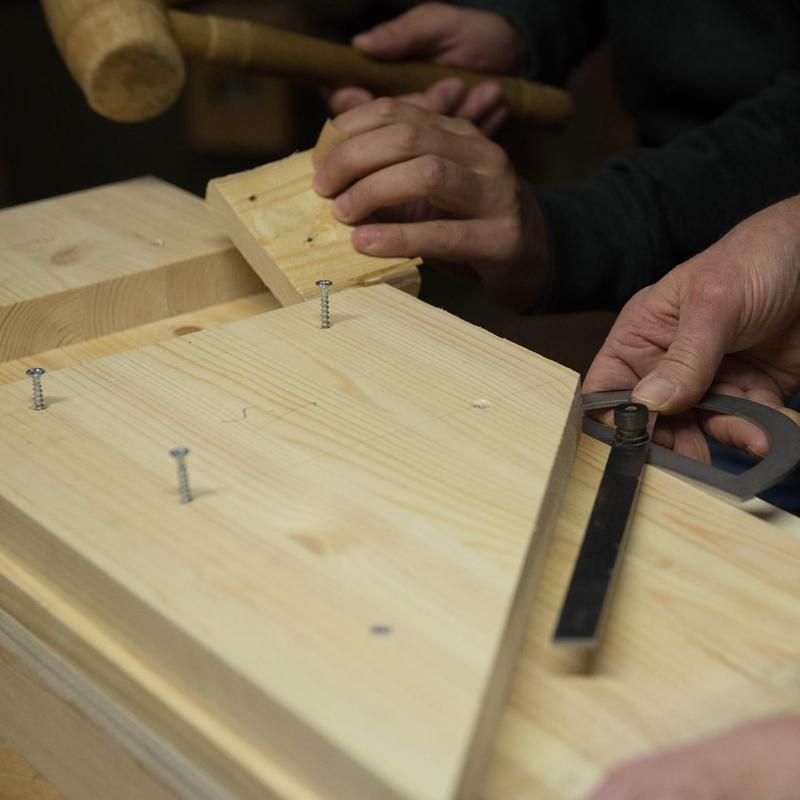Meubel maken, houtbewerking — foto 3