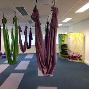 Groepsworkshop aerial yoga